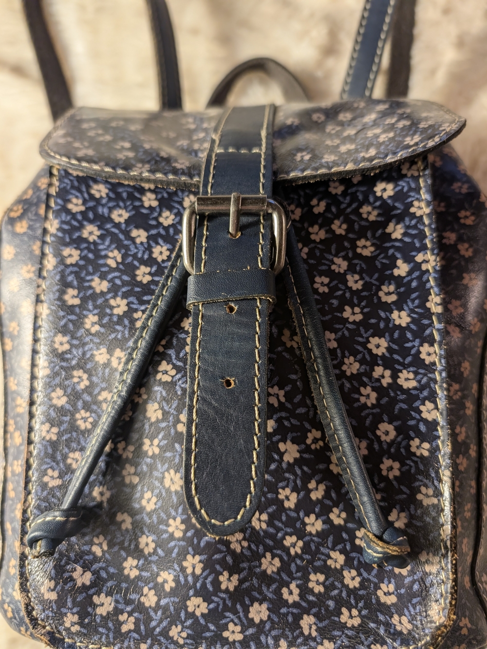 Patricia Nash Women's Leather Aberdeen Denim Daisies Backpack Bag, Everyday Bag